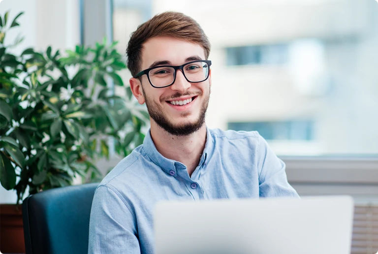 Ilustrační fotografie absolventi